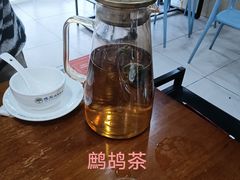 -老何家后安粉·糟粕醋海鲜火锅(三亚湾椰梦长廊店)