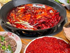 -扎起市井老火锅(乐山总店)
