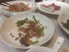 -京味斋·北京烤鸭(北京南站洋桥店)