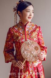 点击看大图 -GRACE KELLY婚纱与礼服(北京店)