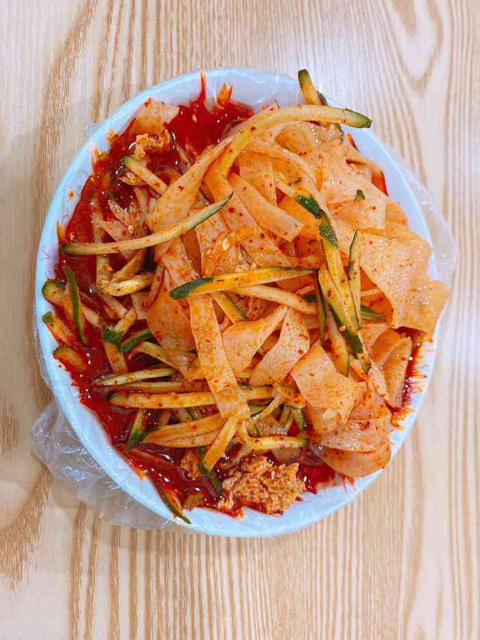 西安擀面皮(朝阳路店)-"周记擀面皮,这家店的擀面皮吃着特别的好吃.