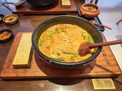 -银米·云南传统过桥米线(双廊黑金冠店)