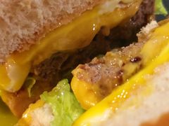 -HIGH FIVE哈福手工汉堡(桂林路店)