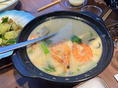 大虾烧白菜-1937青岛老味道·海肠捞饭·青岛菜(大鲍岛栈桥店)