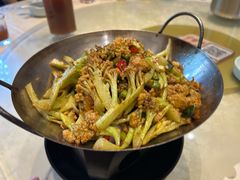 -莲餐厅·湖北菜·潜江小龙虾店(愚园路店)