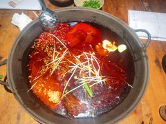 -四小区火锅·巷子里的重庆火锅(花照壁店)