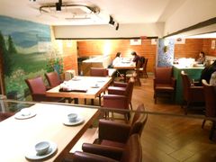 -Lia Cafe Bar Restaurant松山咖啡屋