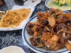 -八两八金·莱芜特色炒鸡(市南漳浦路店)