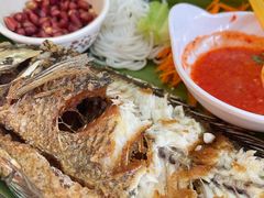 -沐毫傣泐云南菜孔雀宴•手抓饭傣味烧烤(曼听公园店)