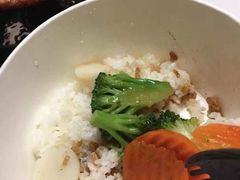 -肯德基(西影路店)