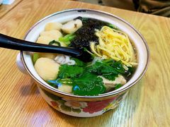 双档粉丝汤-柴爿巷·香酥鸡&馄饨(复兴中路店)