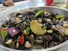-辉记虾塘海鲜农庄
