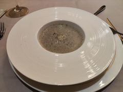 松露菌菇汤-戈雅法餐厅(世界城广场店)