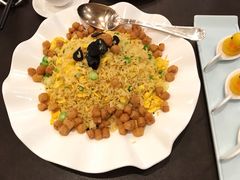 黑松露鹅肝炒饭-广州文华东方酒店·江-由辉师傅主理