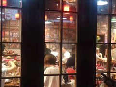 -蚝堡海鲜·威海菜·海肠捞饭·烧烤·亚洲吃蚝公司(幸福门店)