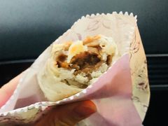 鲜肉月饼-长发西饼(临顿路店)