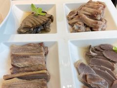 -香山湖家家宴(中山陵店)