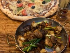 夏威夷水果披萨-食间牛排(湖西路店)