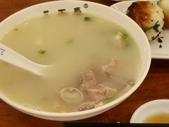 -三两春肚肺汤(崂山路店)