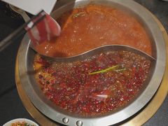 -沸炉重庆老火锅(军事博物馆店)