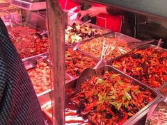 -老六素货(王顶堤店)