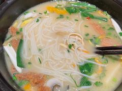 -银米·云南传统过桥米线(双廊黑金冠店)