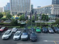 -杭州中升之星奔驰4S店(滨江店)