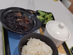 -老娘舅(吴山路店)