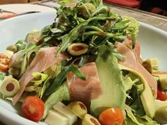 西班牙火腿牛油果沙拉-Mezomd曼索蒂西班牙餐厅(广粤店)