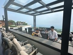 -瑰丽酒店·海吧·天际下午茶·现场DJ·天台酒吧