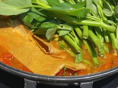 -贵州辣子鸡番茄鸡