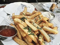 -斯普汇生蚝牛排馆(中骏世界城店)