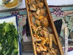 -刘姐啤酒鱼民族演艺餐厅(西街总店)
