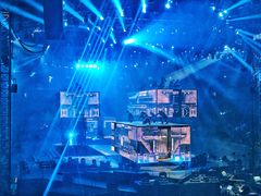 -宝能国际体育演艺中心