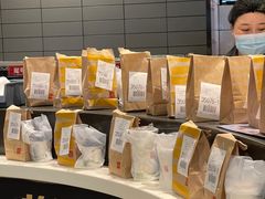 -麦当劳(民盈·国贸城店)