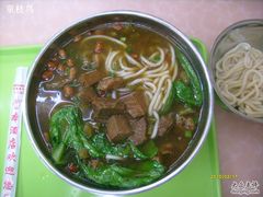 牛腩米粉-卓雅桂林米粉