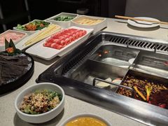 -海底捞火锅鲜切牛肉主题店(长寿路店)