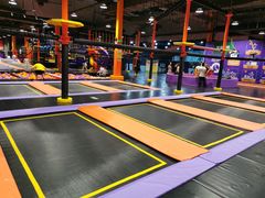 -Tenker Club弹刻极限主题公园 · 蹦床 · 团建 · 生日派对(大关店)