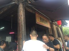 -贾老板缸肉馆(潮韵街店)