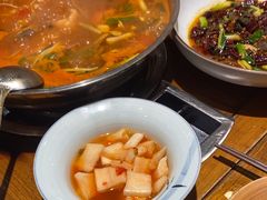 -亮欢寨酸汤鱼(沙冲路店)