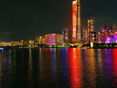 -深圳湾万象城