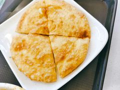 土豆泥餡餅-舌尖尖传统小吃(万达店)