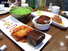 龙游豆干、酥鱼、东坡肉、青豆泥、糖藕-外婆家(杭州马塍店·杭帮菜名店)