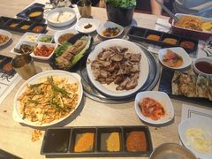 -郑阿姨的家·이모네·韩料&烤肉(武川路店)