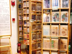 -猫的天空之城概念书店(杭州南宋御街店)