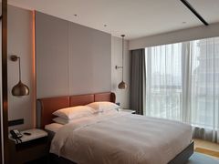 -成都武侯祠希尔顿惠庭酒店