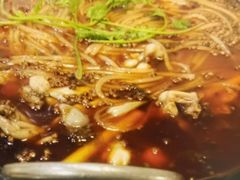 -鸿顺老铁锅美蛙鱼府(解放碑店)