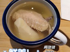 -梅龙镇广场