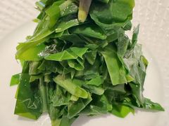 木姜籽油拌山苏叶-粤界(望京金辉店)