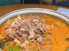 -娜仁图雅蒙古美食村(33小镇店)
